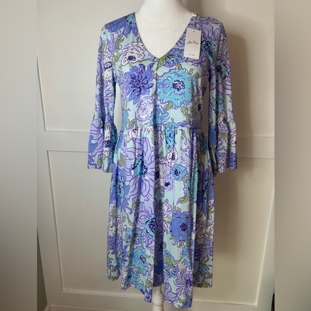 Lilly Pulitzer Janine V-Neck with 3/4 length sleeves in multi let it gogh in XS